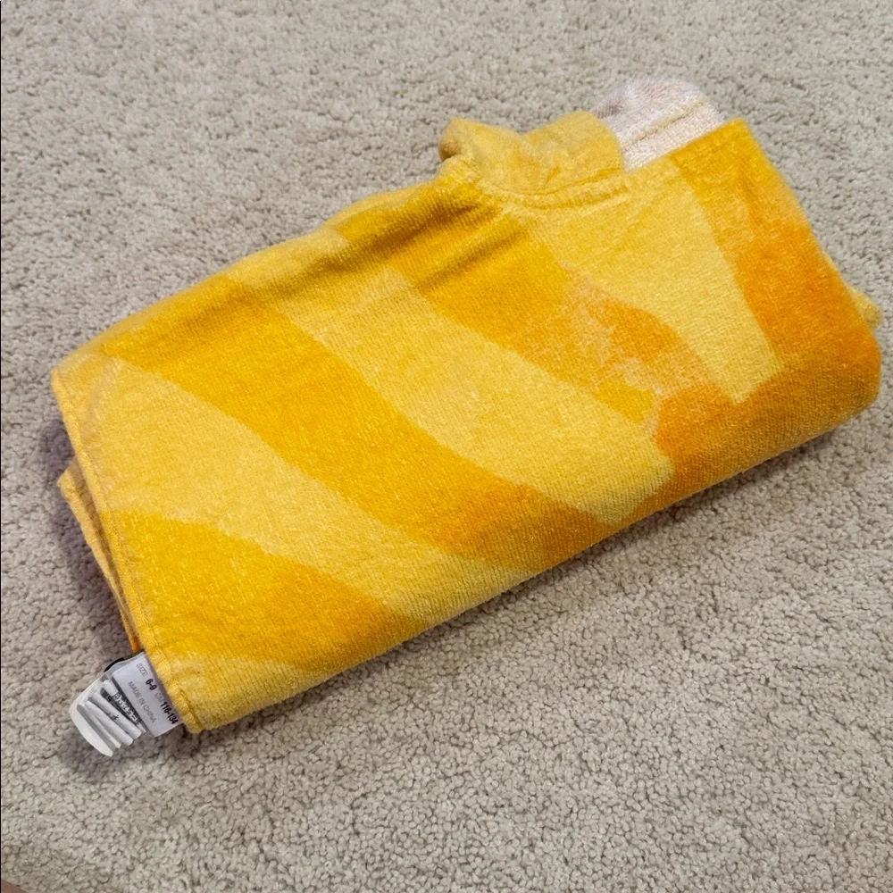 Zara Yellow and Orange Hooded Towel - Picture 9 of 9
